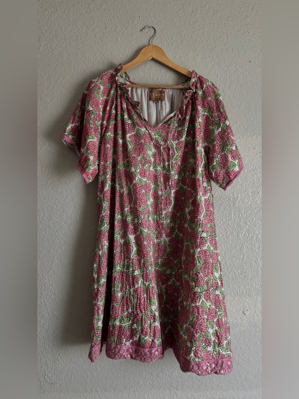 CLARA The Label Pink & Green Floral V-Neck Tunic Dress